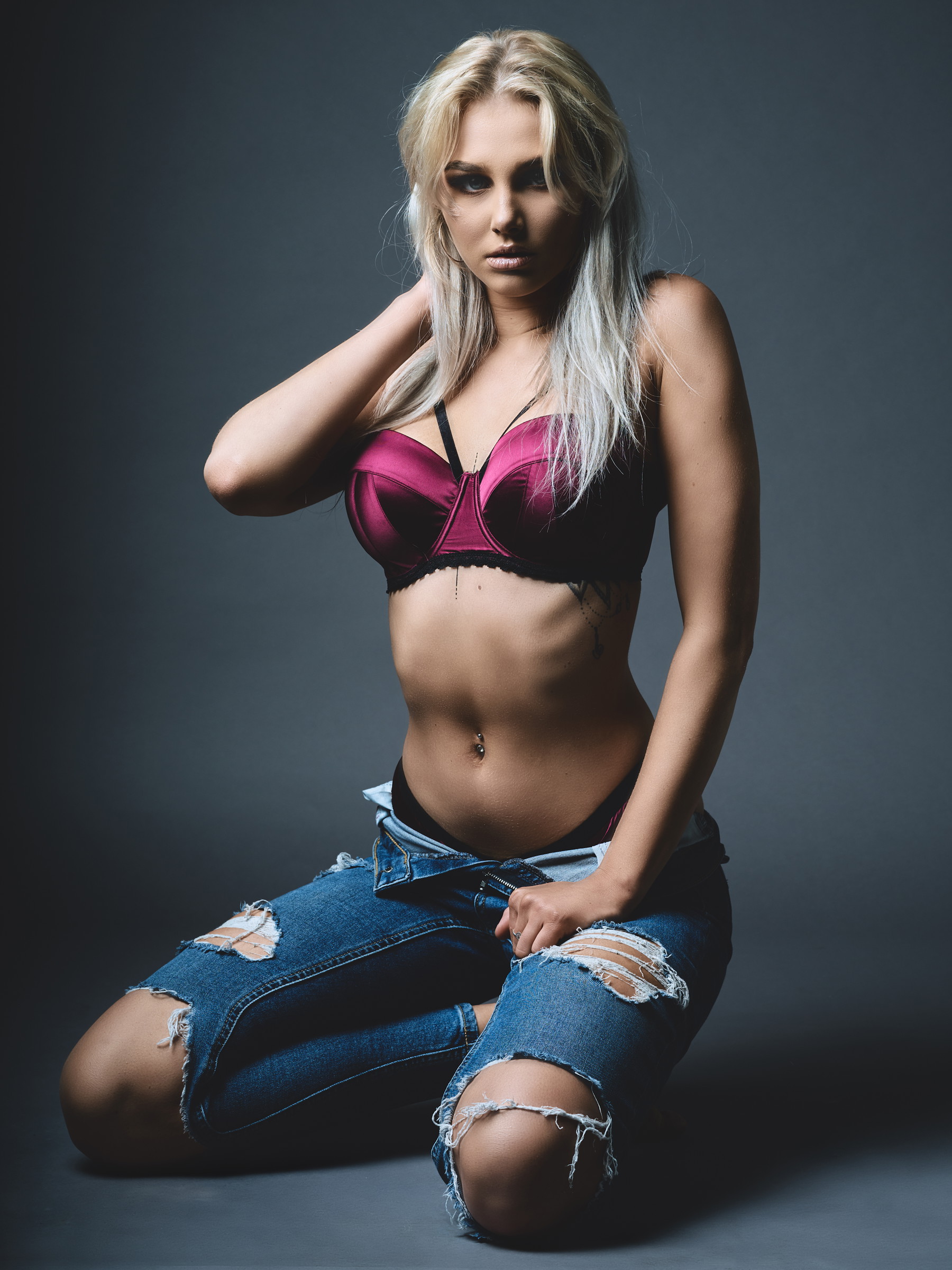 Rhiannon - The Jeans - Image 4